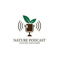 natuur podcast mic logo ontwerp sjabloon, digitaal buitenshuis audio tonen logo inspiratie vector