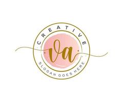 eerste va vrouwelijk logo schoonheid monogram en elegant logo ontwerp, handschrift logo van eerste handtekening, bruiloft, mode, bloemen en botanisch met creatief sjabloon. vector