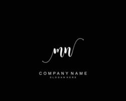 eerste mn schoonheid monogram en elegant logo ontwerp, handschrift logo van eerste handtekening, bruiloft, mode, bloemen en botanisch met creatief sjabloon. vector