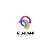 brief q met cirkel logo sjabloon helling kleur vector