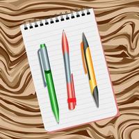 notitieboekje, groen pen, rood pen en geel pen Aan een houten tafel vector