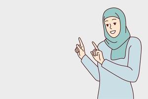 moslim vrouw points naar kant adviseren naar betalen aandacht naar reclame toepassing of logo. meisje glimlachen terwijl staand in paranja of Niqab en Islamitisch lang jurk. vlak vector illustratie