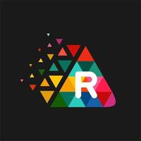 bedrijf brief r vector bedrijf logo ontwerp. brief r logo vector sjabloon met kleurrijk driehoek motief.