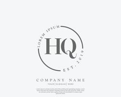 eerste hq vrouwelijk logo schoonheid monogram en elegant logo ontwerp, handschrift logo van eerste handtekening, bruiloft, mode, bloemen en botanisch met creatief sjabloon vector