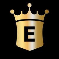 brief e kroon en schild logo vector sjabloon met luxe concept symbool