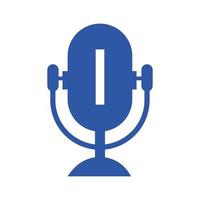 podcast radio logo Aan brief ik ontwerp gebruik makend van microfoon sjabloon. dj muziek, podcast logo ontwerp, mengen audio uitzending vector