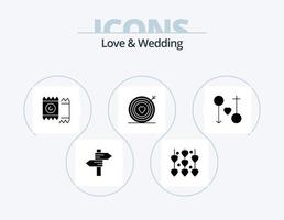 liefde en bruiloft glyph icoon pak 5 icoon ontwerp. doelwit. hart. bruiloft. minnaar vector