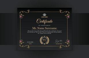 elegant certificaat sjabloon ontwerp in gouden stijl. vector