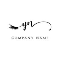 eerste yn logo handschrift schoonheid salon mode modern luxe brief vector