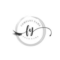 eerste fy logo handschrift schoonheid salon mode modern luxe monogram vector