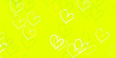 lichtgroene, gele vector achtergrond met hartjes.