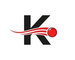 brief k bowling logo. bowling bal symbool met rood in beweging bal vector sjabloon