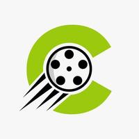 brief c film logo concept met film haspel voor media teken, film regisseur symbool vector sjabloon
