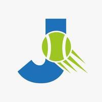 brief j tennis logo concept met in beweging tennis bal icoon. tennis sport- logotype symbool vector sjabloon