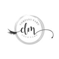 eerste dm logo handschrift schoonheid salon mode modern luxe monogram vector