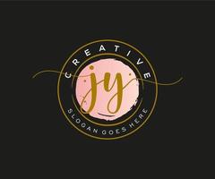 eerste jy vrouwelijk logo schoonheid monogram en elegant logo ontwerp, handschrift logo van eerste handtekening, bruiloft, mode, bloemen en botanisch met creatief sjabloon. vector