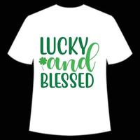 Lucky en gezegend st. Patrick dag overhemd afdrukken sjabloon, Lucky charmes, Iers, iedereen heeft een weinig geluk typografie ontwerp vector