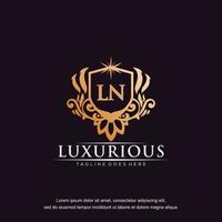 ln eerste brief luxe ornament goud monogram logo sjabloon vector kunst.