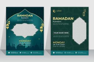 Ramadan vlieg sjabloon. voor ifter bidden. Ramadan uitverkoop sociaal media en afzet na. sociaal media banier sjabloon. vector