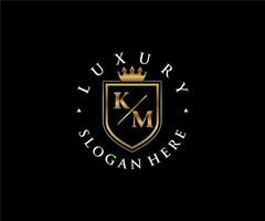 eerste km brief Koninklijk luxe logo sjabloon in vector kunst voor restaurant, royalty, boetiek, cafe, hotel, heraldisch, sieraden, mode en andere vector illustratie.