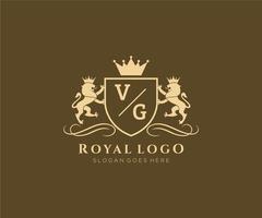 eerste vg brief leeuw Koninklijk luxe heraldisch, wapen logo sjabloon in vector kunst voor restaurant, royalty, boetiek, cafe, hotel, heraldisch, sieraden, mode en andere vector illustratie.