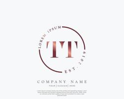 eerste brief tt vrouwelijk logo schoonheid monogram en elegant logo ontwerp, handschrift logo van eerste handtekening, bruiloft, mode, bloemen en botanisch met creatief sjabloon vector