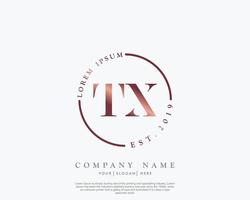 eerste brief TX vrouwelijk logo schoonheid monogram en elegant logo ontwerp, handschrift logo van eerste handtekening, bruiloft, mode, bloemen en botanisch met creatief sjabloon vector