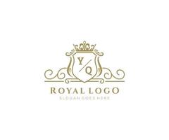 eerste yq brief luxueus merk logo sjabloon, voor restaurant, royalty, boetiek, cafe, hotel, heraldisch, sieraden, mode en andere vector illustratie.