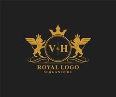 eerste vh brief leeuw Koninklijk luxe heraldisch, wapen logo sjabloon in vector kunst voor restaurant, royalty, boetiek, cafe, hotel, heraldisch, sieraden, mode en andere vector illustratie.