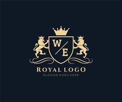 eerste wij brief leeuw Koninklijk luxe heraldisch, wapen logo sjabloon in vector kunst voor restaurant, royalty, boetiek, cafe, hotel, heraldisch, sieraden, mode en andere vector illustratie.