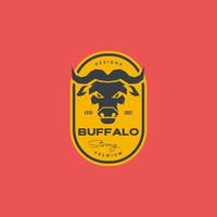 gezicht buffel stier vee lang toeter gekleurde insigne wijnoogst retro sticker logo ontwerp vector icoon illustratie