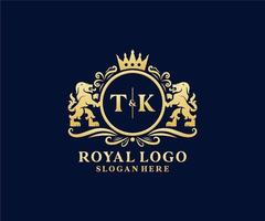 eerste tk brief leeuw Koninklijk luxe logo sjabloon in vector kunst voor restaurant, royalty, boetiek, cafe, hotel, heraldisch, sieraden, mode en andere vector illustratie.