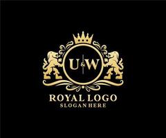 eerste u W brief leeuw Koninklijk luxe logo sjabloon in vector kunst voor restaurant, royalty, boetiek, cafe, hotel, heraldisch, sieraden, mode en andere vector illustratie.