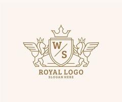 eerste ws brief leeuw Koninklijk luxe heraldisch, wapen logo sjabloon in vector kunst voor restaurant, royalty, boetiek, cafe, hotel, heraldisch, sieraden, mode en andere vector illustratie.