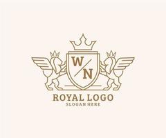 eerste wn brief leeuw Koninklijk luxe heraldisch, wapen logo sjabloon in vector kunst voor restaurant, royalty, boetiek, cafe, hotel, heraldisch, sieraden, mode en andere vector illustratie.