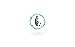 k schoonheid bloemen logo ontwerp inspiratie. vector brief bruiloft sjabloon ontwerp voor merk.