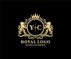 eerste yc brief leeuw Koninklijk luxe logo sjabloon in vector kunst voor restaurant, royalty, boetiek, cafe, hotel, heraldisch, sieraden, mode en andere vector illustratie.