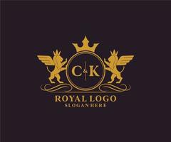 eerste ck brief leeuw Koninklijk luxe heraldisch, wapen logo sjabloon in vector kunst voor restaurant, royalty, boetiek, cafe, hotel, heraldisch, sieraden, mode en andere vector illustratie.