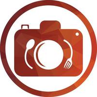 voedsel foto vector logo sjabloon. deze ontwerp gebruik camera logo met bord, lepel en vork. geschikt voor bedrijf, fotograaf, vlog