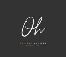 O h Oh eerste brief handschrift en handtekening logo. een concept handschrift eerste logo met sjabloon element. vector