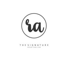 r een ra eerste brief handschrift en handtekening logo. een concept handschrift eerste logo met sjabloon element. vector