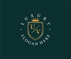 eerste uv brief Koninklijk luxe logo sjabloon in vector kunst voor restaurant, royalty, boetiek, cafe, hotel, heraldisch, sieraden, mode en andere vector illustratie.