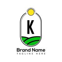 landbouw sjabloon Aan k brief. bouwland logo, agro boerderij, eco boerderij logo ontwerp met zon icoon concept vector