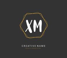 X m xm eerste brief handschrift en handtekening logo. een concept handschrift eerste logo met sjabloon element. vector