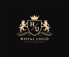 eerste hoezo brief leeuw Koninklijk luxe heraldisch, wapen logo sjabloon in vector kunst voor restaurant, royalty, boetiek, cafe, hotel, heraldisch, sieraden, mode en andere vector illustratie.
