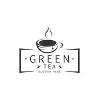 kruiden groen thee logo sjabloon. groen thee in een kop vector illustratie.