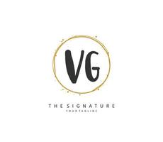 vg eerste brief handschrift en handtekening logo. een concept handschrift eerste logo met sjabloon element. vector