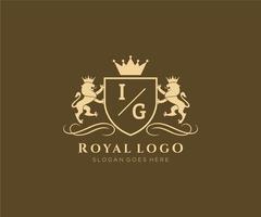 eerste ig brief leeuw Koninklijk luxe heraldisch, wapen logo sjabloon in vector kunst voor restaurant, royalty, boetiek, cafe, hotel, heraldisch, sieraden, mode en andere vector illustratie.