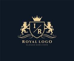 eerste ir brief leeuw Koninklijk luxe heraldisch, wapen logo sjabloon in vector kunst voor restaurant, royalty, boetiek, cafe, hotel, heraldisch, sieraden, mode en andere vector illustratie.