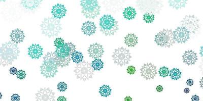 lichtblauw, groen vectorpatroon met gekleurde sneeuwvlokken. vector